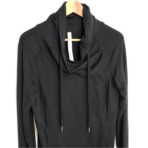 Lululemon black jacket - Picture 2 of 3